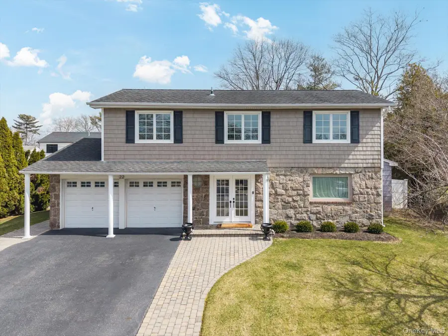 22 Delaware Avenue, Jericho, NY 11753 - #2