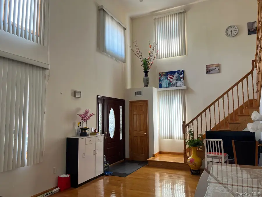 70-10 172nd Street, Fresh Meadows, NY 11365 - #2