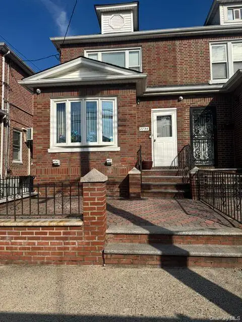 2734 Pearsall Avenue, Bronx, NY 10469 - #1