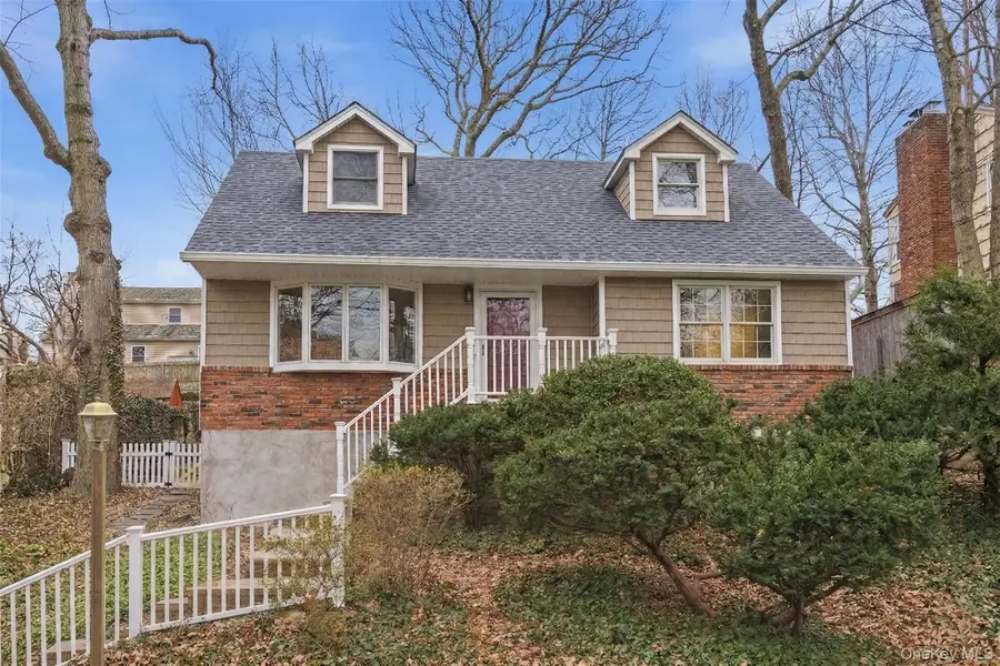 319 Jefferson Street, Centerport, NY 11721 - #2