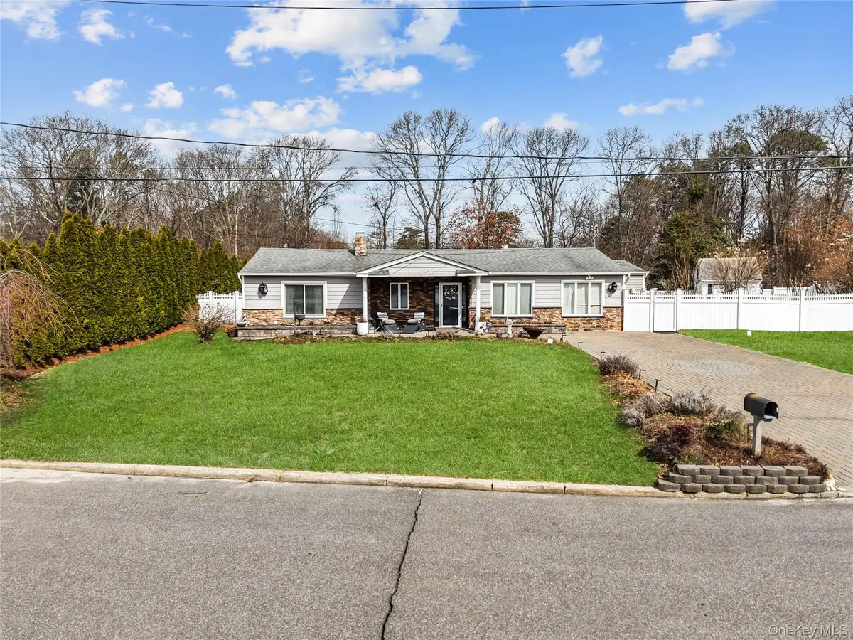 10 Heather Court, Centereach, NY 11720 - #1