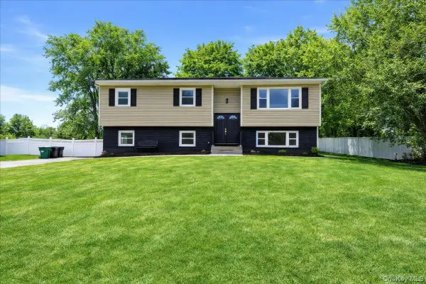 7 Gene Road, Middletown, NY 10941