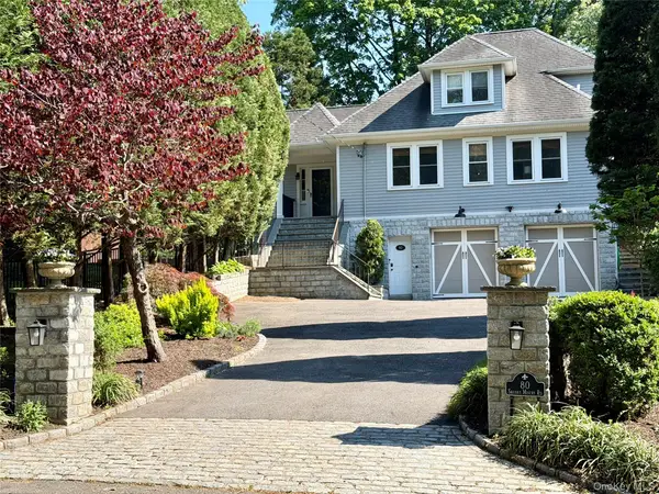 80 Skunks Misery Road, Locust Valley, NY 11560