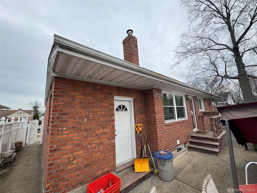 600 Astor Street, Elmont, NY 11003 - #2