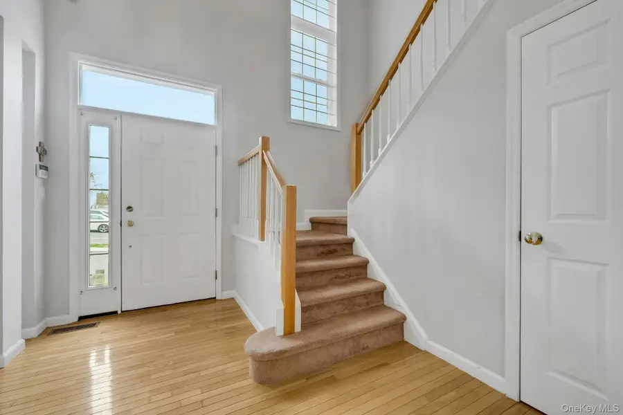 33 Valimar Boulevard, White Plains, NY 10603 - #2