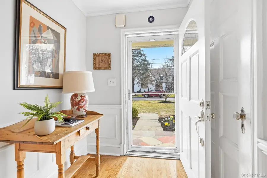 27 Valley Road, Scarsdale, NY 10583 - #3