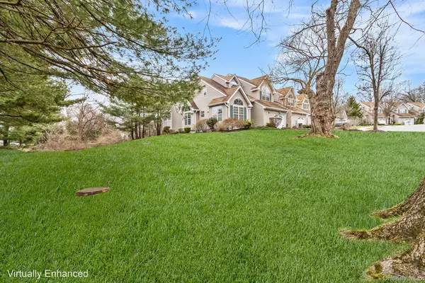 1 Northridge Circle, Huntington, NY 11743