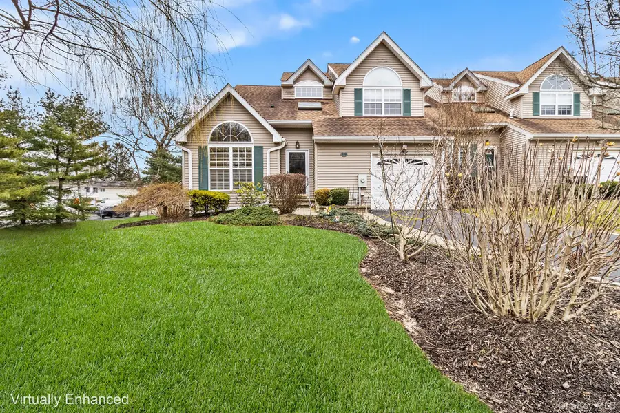 1 Northridge Circle, Huntington, NY 11743 - #2