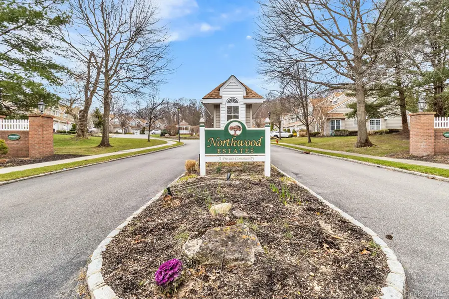 1 Northridge Circle, Huntington, NY 11743 - #3