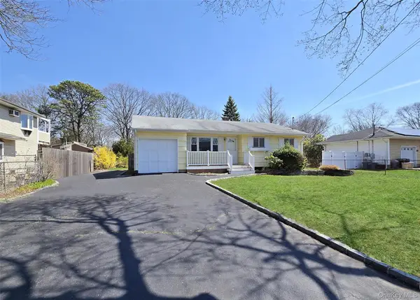 2069 Feuereisen Avenue, Ronkonkoma, NY 11779