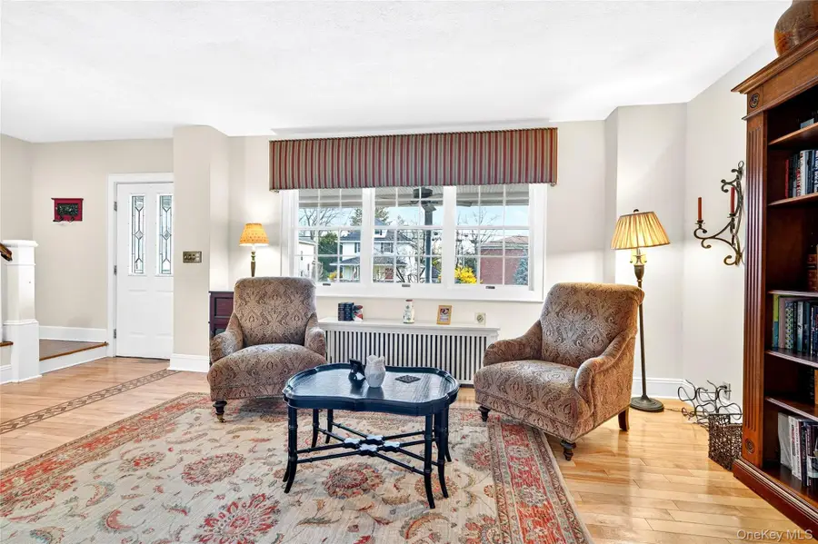 77 Hunt Avenue, Pearl River, NY 10965 - #3