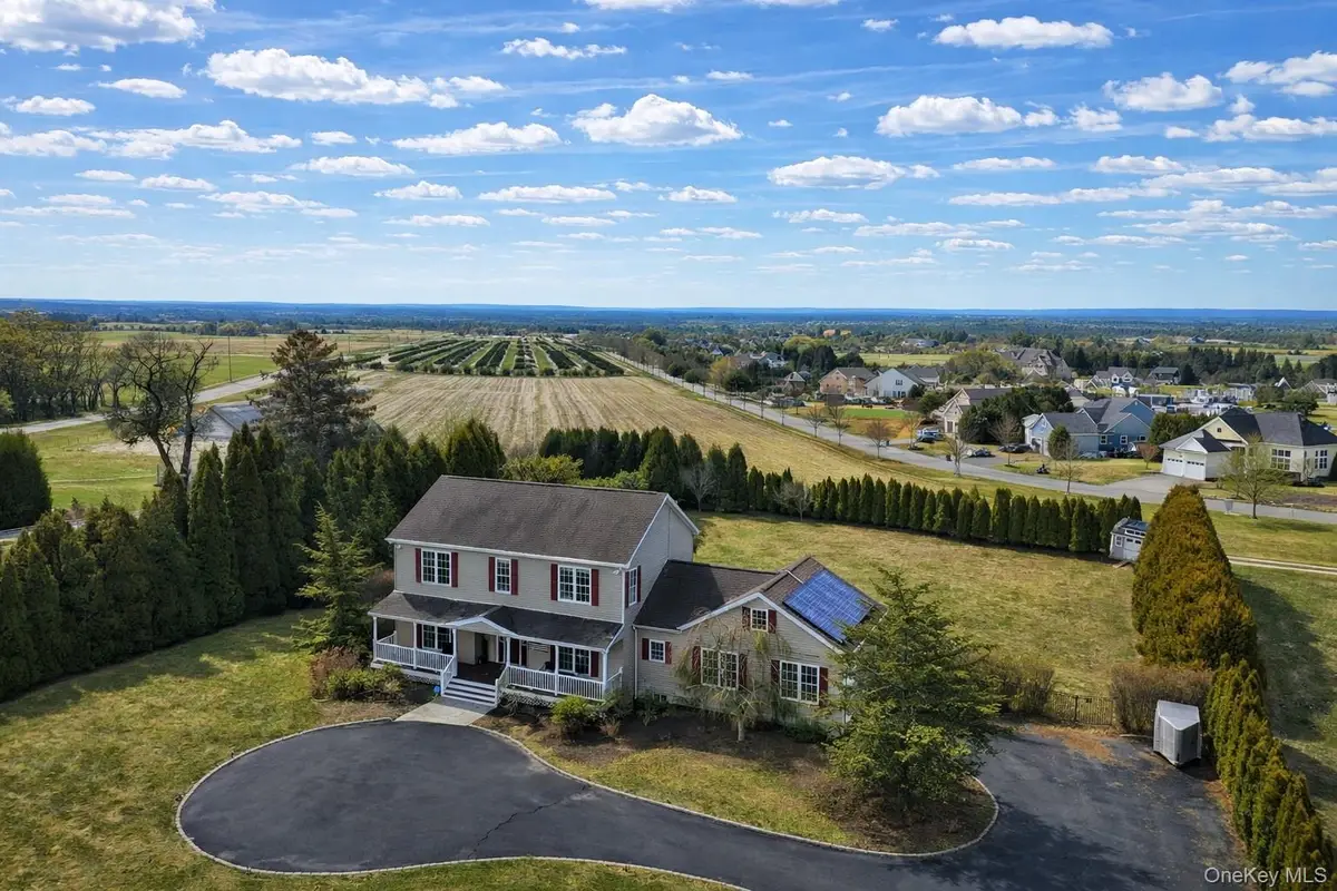 3935 Sound Avenue, Riverhead, NY 11901 - #1