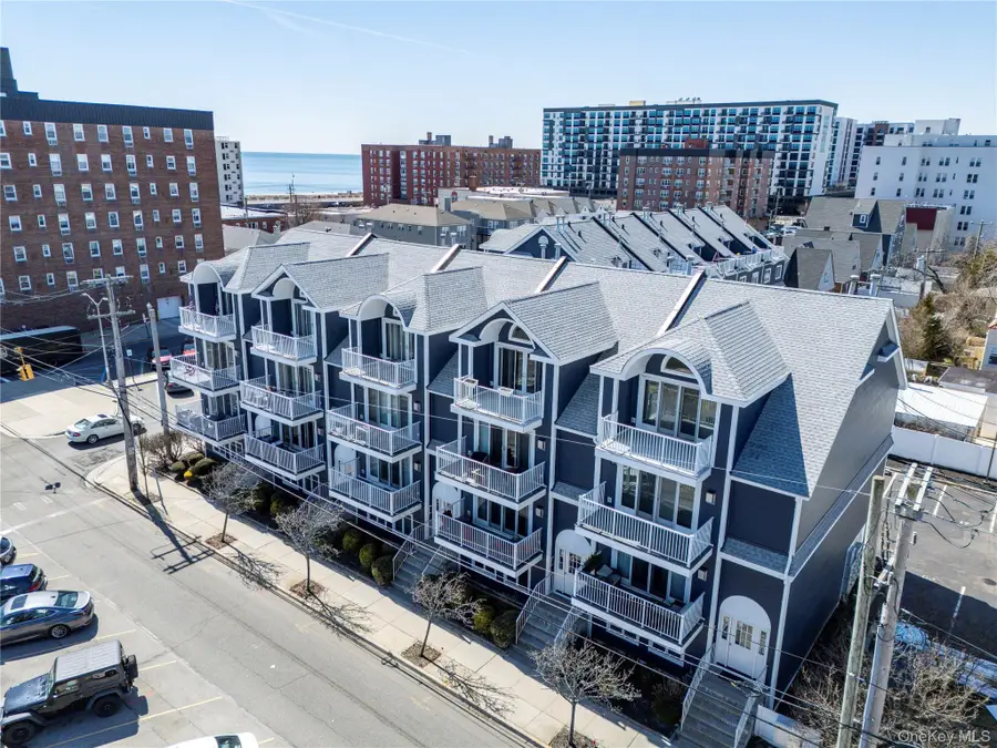159 Monroe Boulevard #Upper, Long Beach, NY 11561 - #2