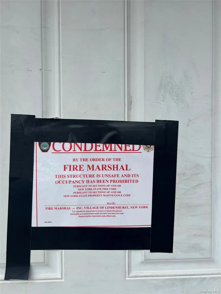 878 S 5th Street, Lindenhurst, NY 11757 - #3