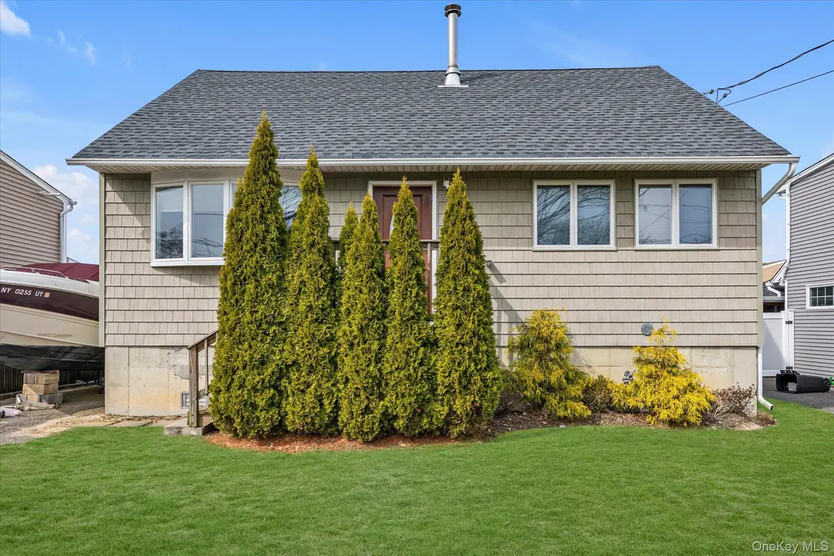 2542 Wantagh Avenue, Wantagh, NY 11793 - #1