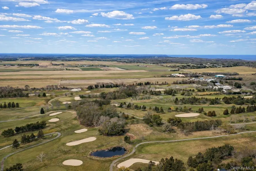 3921 Sound Avenue, Riverhead, NY 11901 - #3