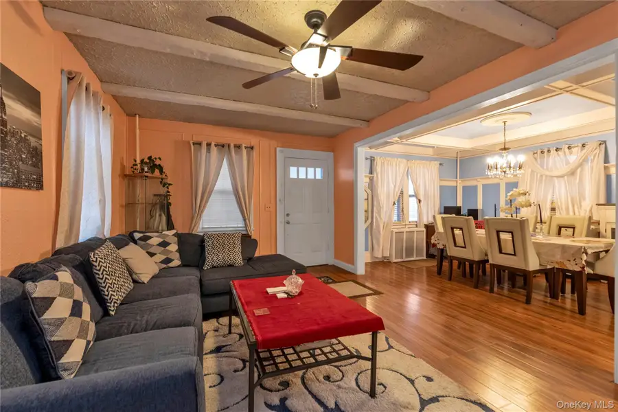 69 Forest Avenue, Valley Stream, NY 11581 - #3