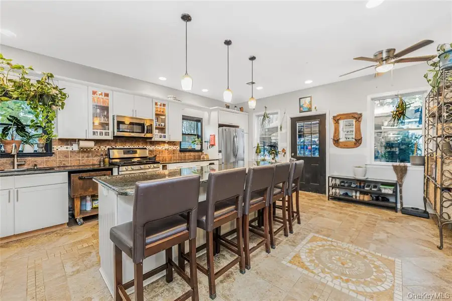 11 Grove Street, Highland, NY 12528 - #3