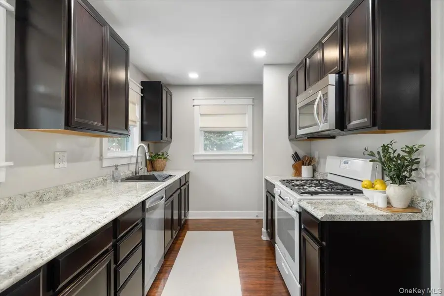 80 Lumur Drive, Sayville, NY 11782 - #3