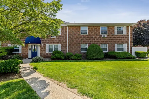 460 Old Town Road #3H, Port Jefferson, NY 11776