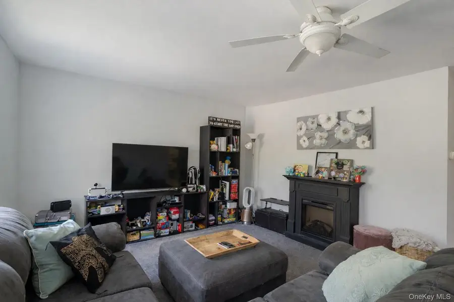 460 Old Town Road #24-O, Port Jefferson Station, NY 11776 - #2