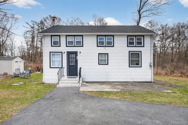 111 Sunrise Trail, Plattekill, NY 12589