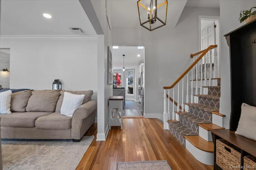 16 Ingold Drive, Dix Hills, NY 11746 - #3