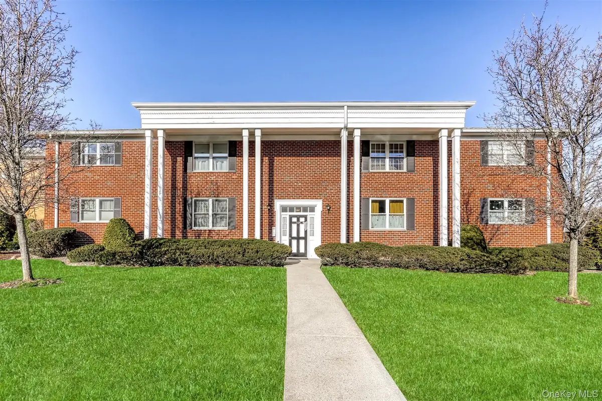 104 Bon Aire Circle W #8L, Suffern, NY 10901 - #1