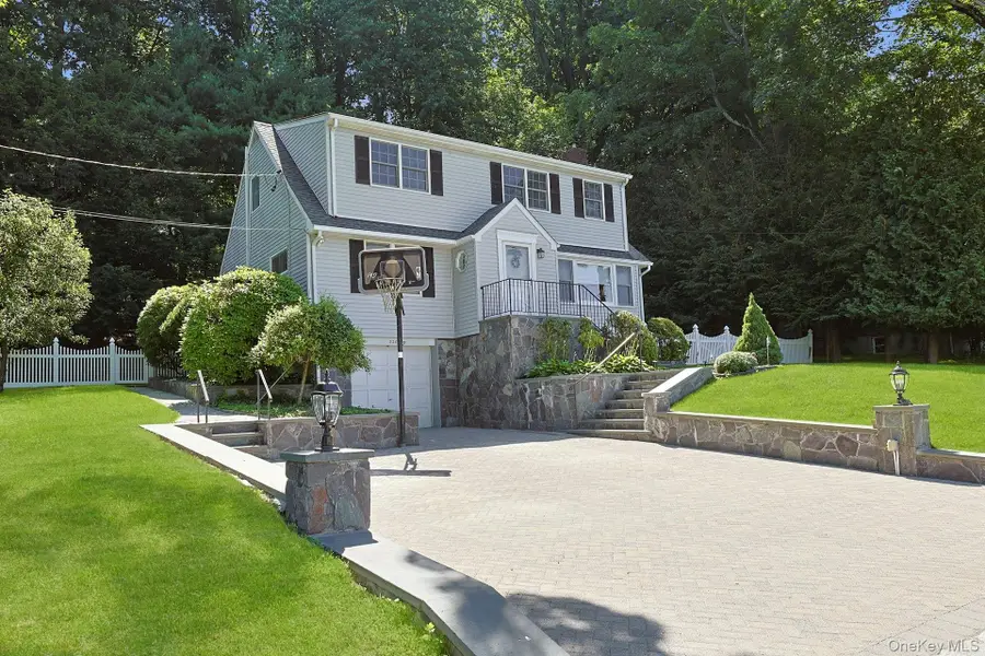 328 Linda Avenue, Hawthorne, NY 10532 - #2