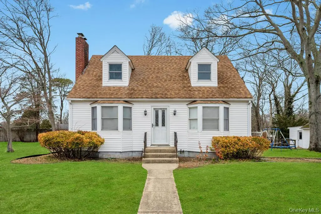 171 N Ontario Street, Ronkonkoma, NY 11779 - #1