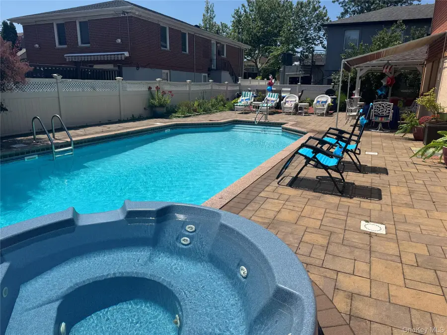 138-10 11 Avenue, Malba, NY 11357 - #2