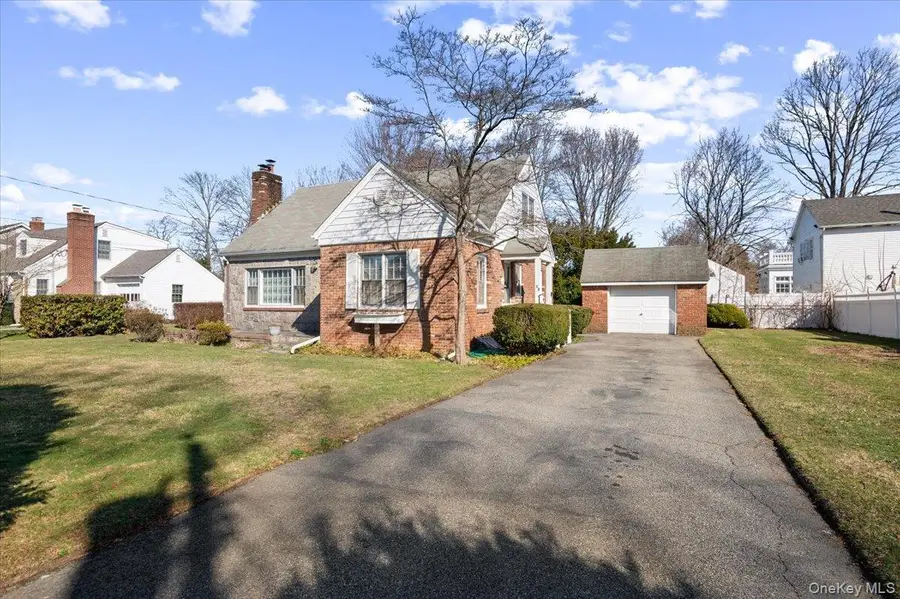 12 Maple Avenue, Bethpage, NY 11714 - #2