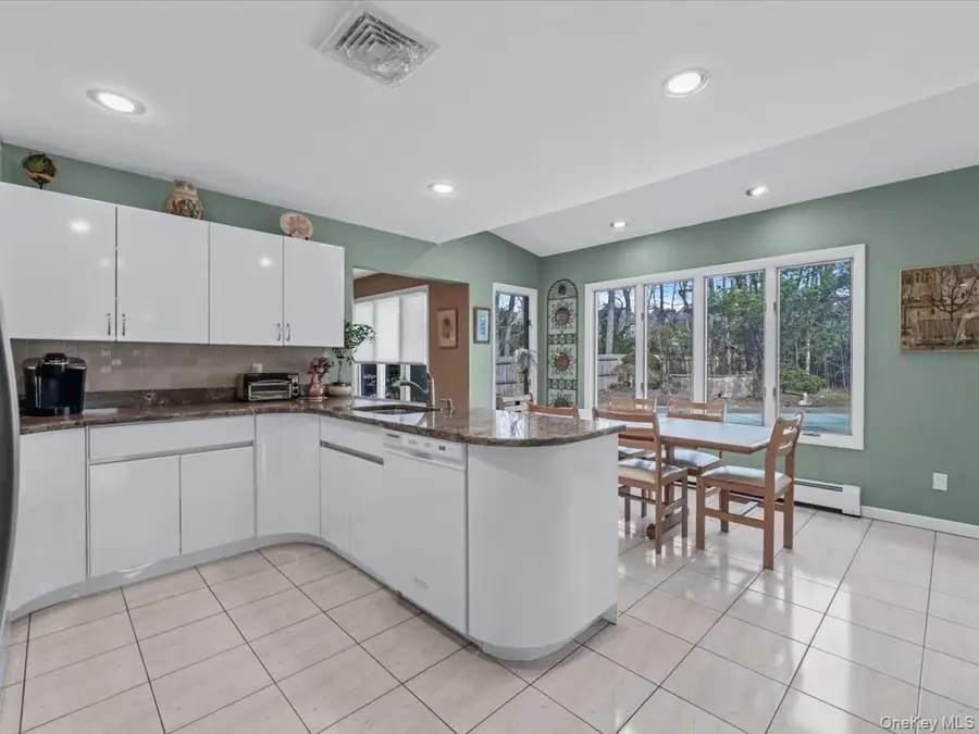 29 Sunhill Road, Nesconset, NY 11767 - #3