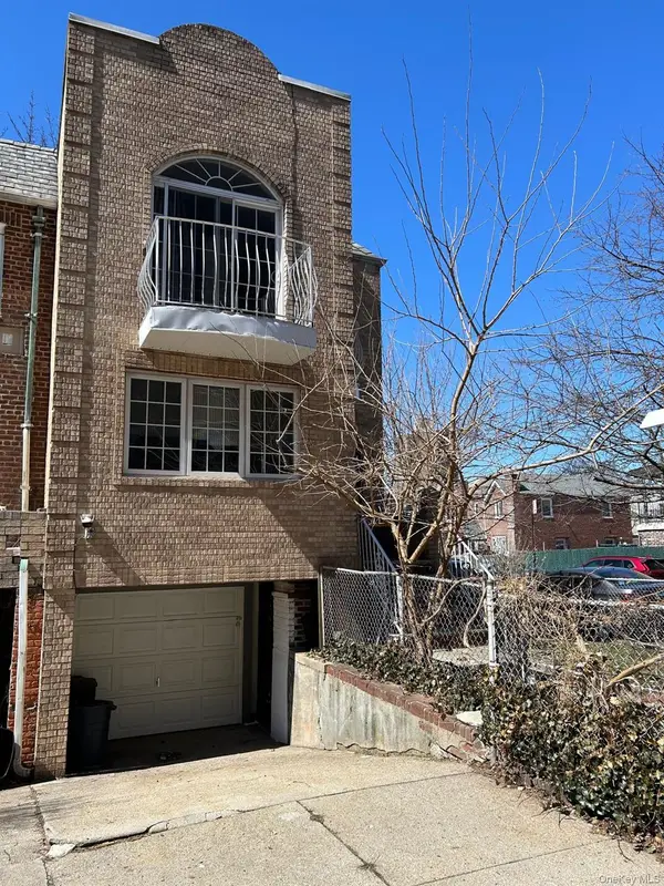 98-25 67th Avenue, Rego Park, NY 11374