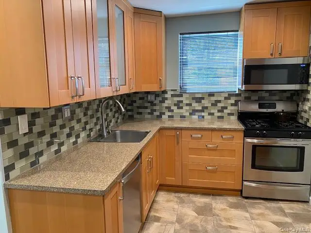 263-17 74th Avenue #E-2, Glen Oaks, NY 11004 - #3