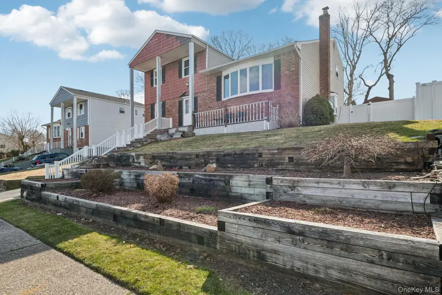 39 Cherry Street, Selden, NY 11784 - #3