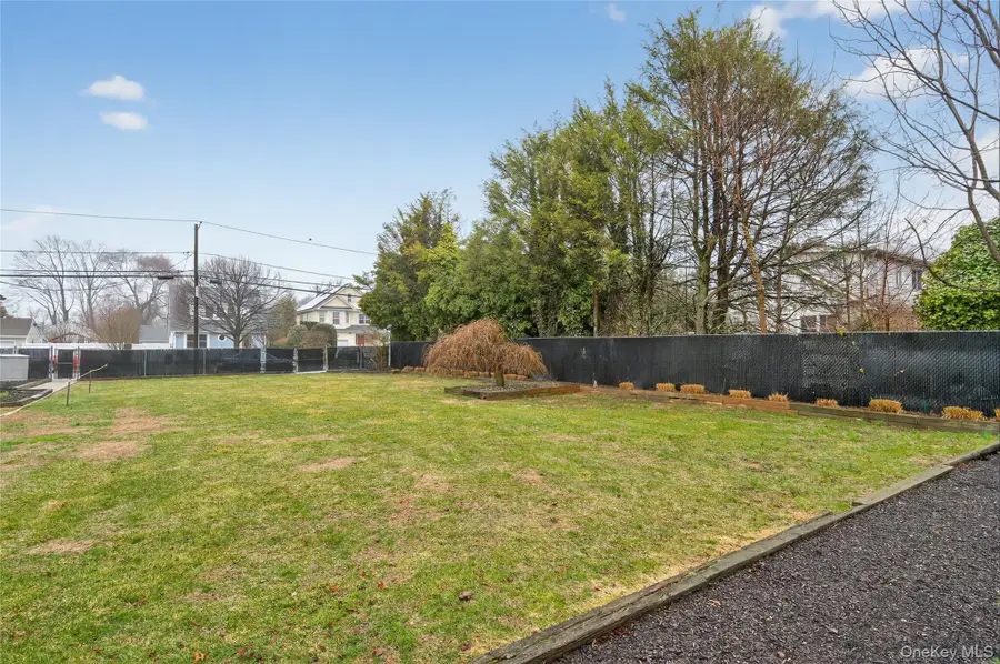 40A E 24th Street, Huntington Station, NY 11746 - #3