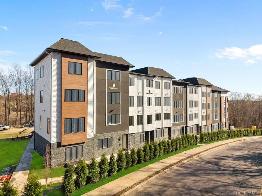 9 Valley Way #320, Spring Valley, NY 10977 - #2