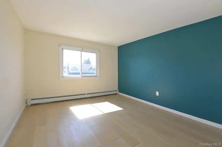 313 Warren Street, West Babylon, NY 11704 - #3