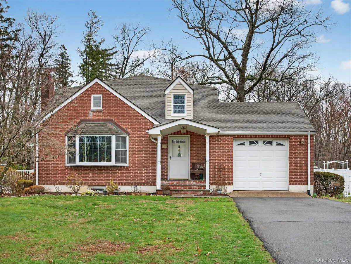 43 Shady Lane, Bardonia, NY 10954 - #1