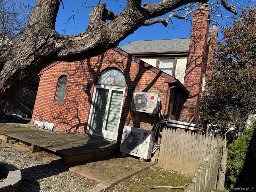 333 Foch Boulevard, Mineola, NY 11501 - #3