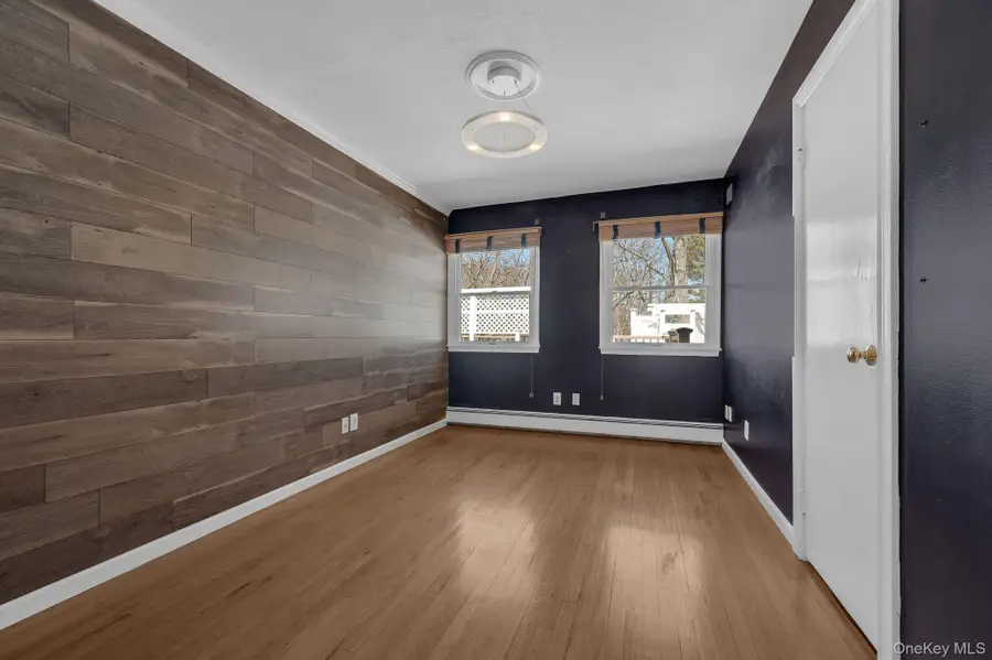 3 Glen Way, Cold Spring Harbor, NY 11724 - #3