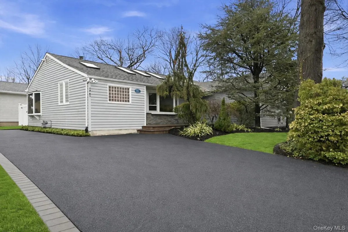 1261 Meadowbrook Road, Merrick, NY 11566 - #1