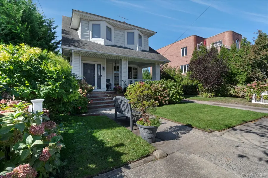 329 Beach 146th Street, Rockaway Park, NY 11694 - #3