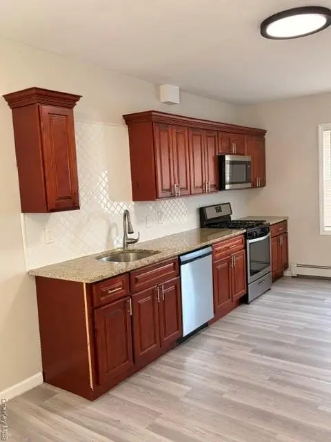 25 Hazel Street, Central Islip, NY 11722 - #3