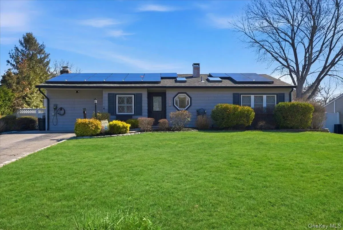 1085 Sipp Avenue, Medford, NY 11763 - #1