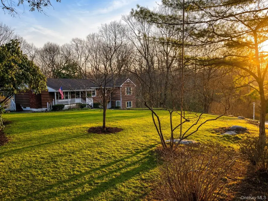 34 Glen Drive, South Salem, NY 10590 - #3