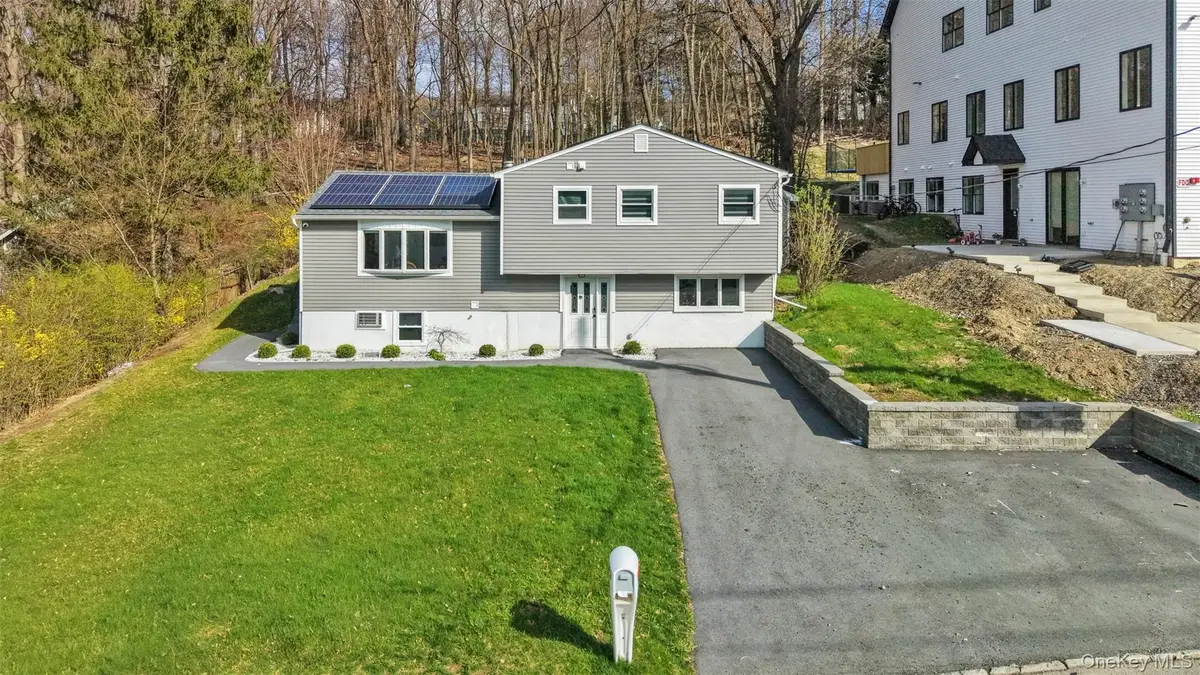 15 Duelk Avenue, South Blooming Grove, NY 10950 - #1