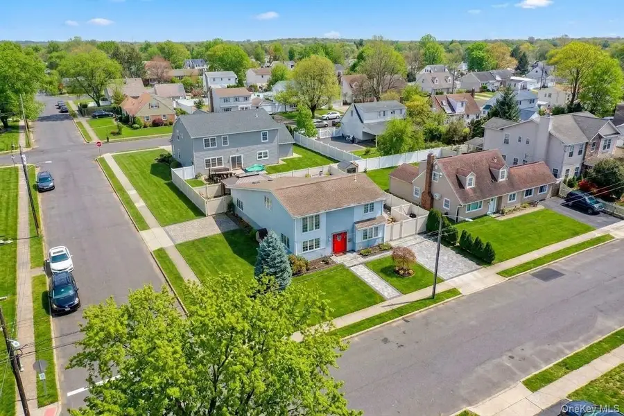 2378 5th Street, East Meadow, NY 11554 - #2