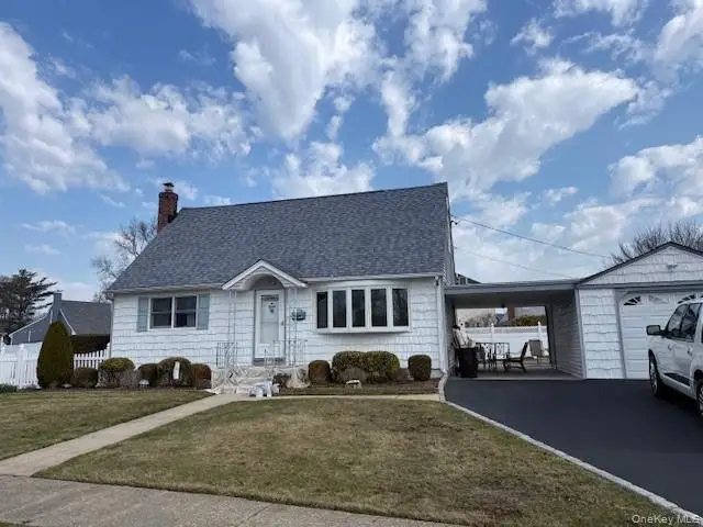 247 Knollwood Lane, Seaford, NY 11783 - #2